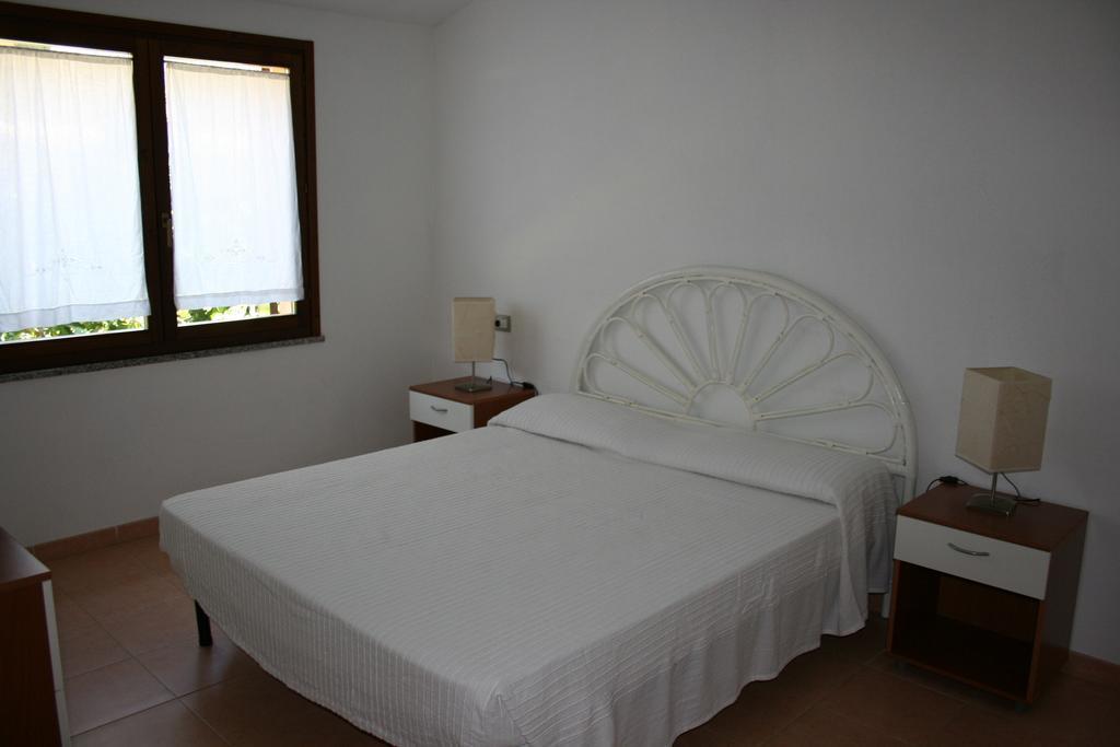 Casa Vacanze Stella Marina Monte Nai Room photo